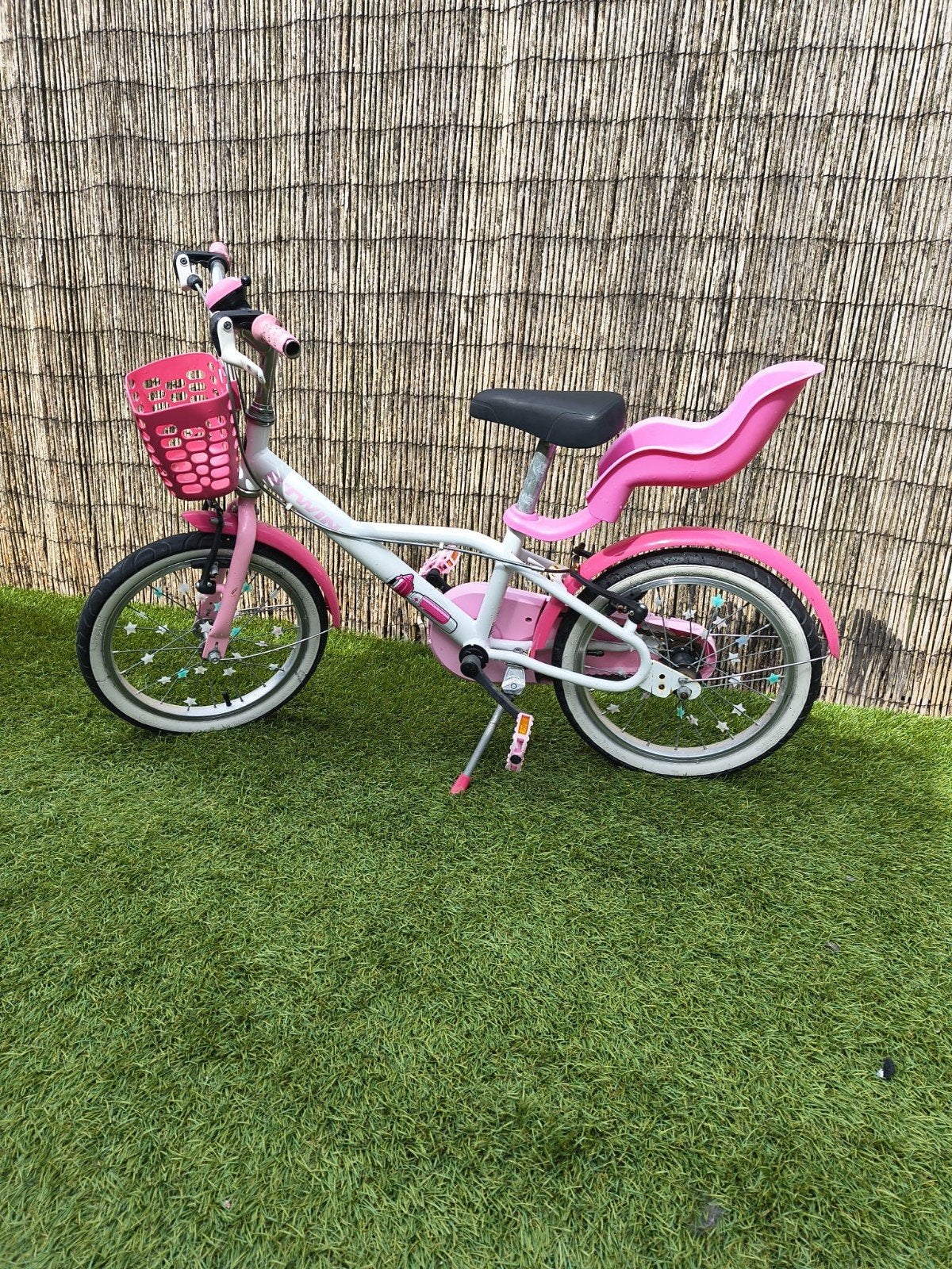 Kinderfiets B'Twin Docto Girl 500, 16" inch, Fietsen en Brommers, Ophalen, Terugtraprem, Gebruikt, Handrem