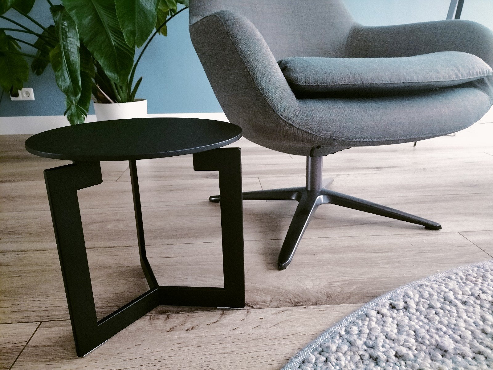 Nieuw! Stalen zwart bijzettafeltje - Ø 35 cm, hoogte 35 cm, Ophalen, Minder dan 45 cm, Minder dan 55 cm, Metaal of Aluminium
