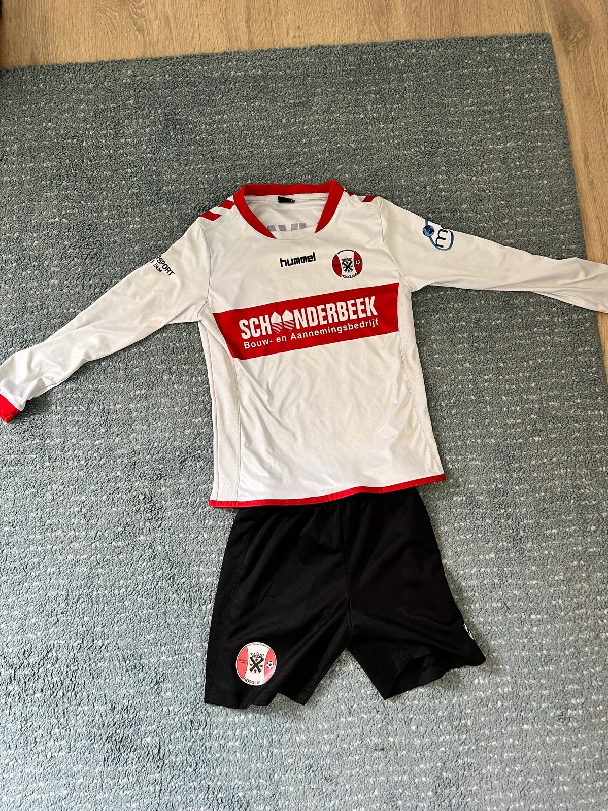 Voetbaltenue vv Hoogland maat 140, Ophalen, Zo goed als nieuw, Buitenlandse clubs, Shirt
