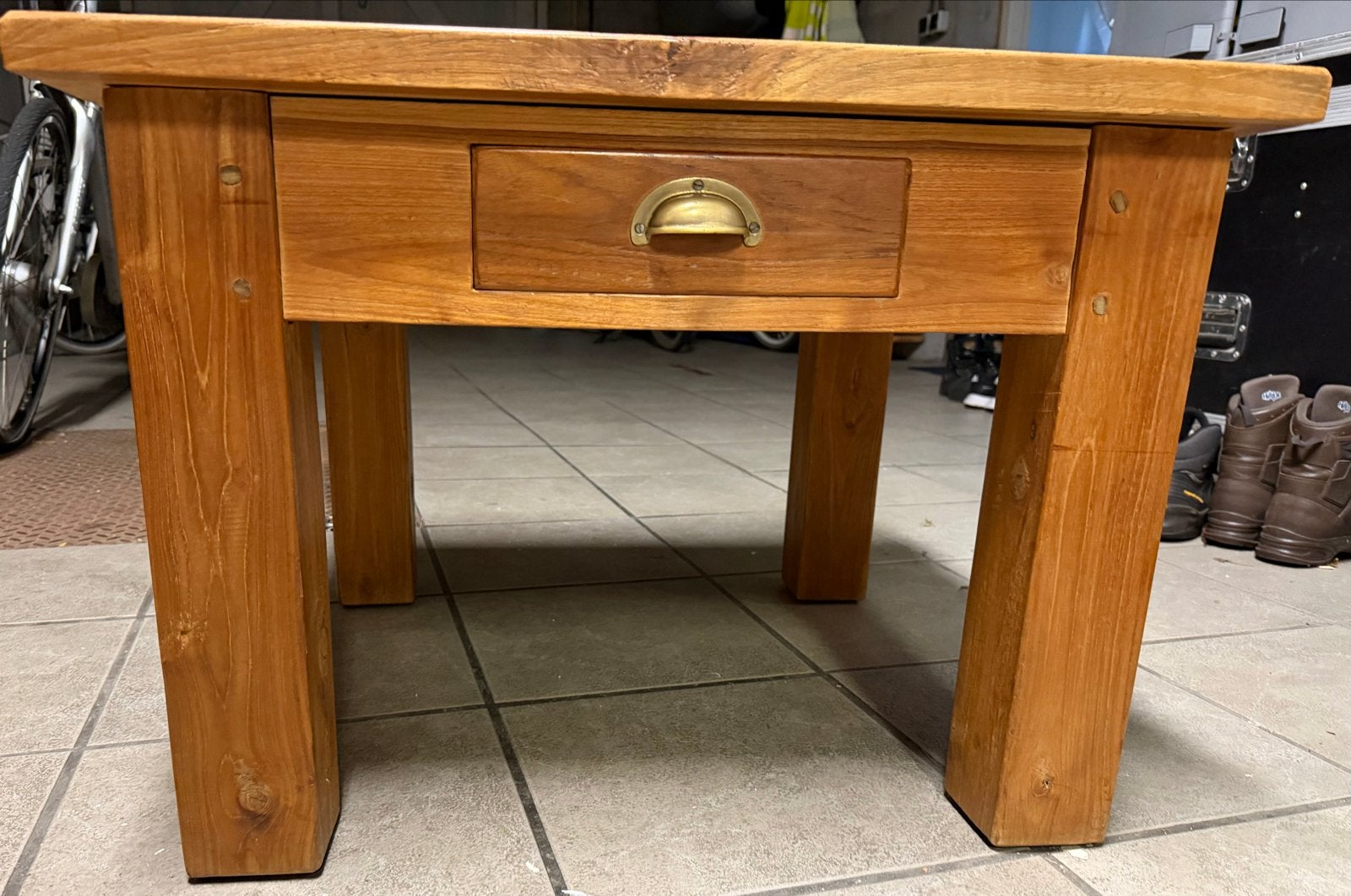 Teakhouten salontafel met lade, Huis en Inrichting, Ophalen, Gebruikt, Vierkant, 50 tot 100 cm