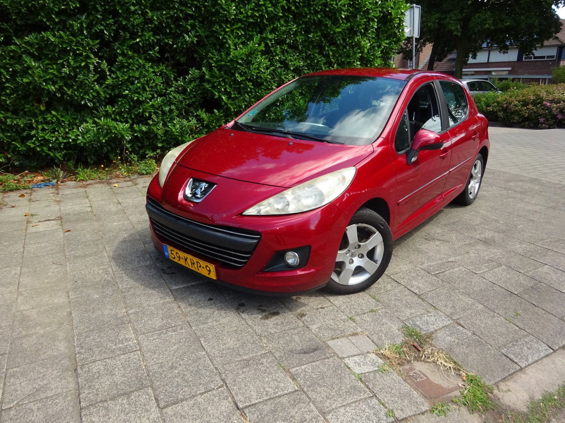 Peugeot 207 MET NAVIGATIE, AIRCO & JAAR APK!, Voorwielaandrijving, Euro 5, Gebruikt, Origineel Nederlands