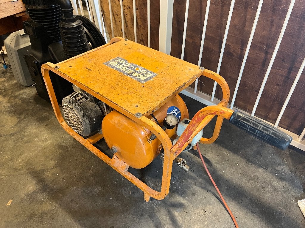 Kaeser Compressor, Ophalen, Gebruikt, 6 tot 10 bar, Minder dan 200 liter/min