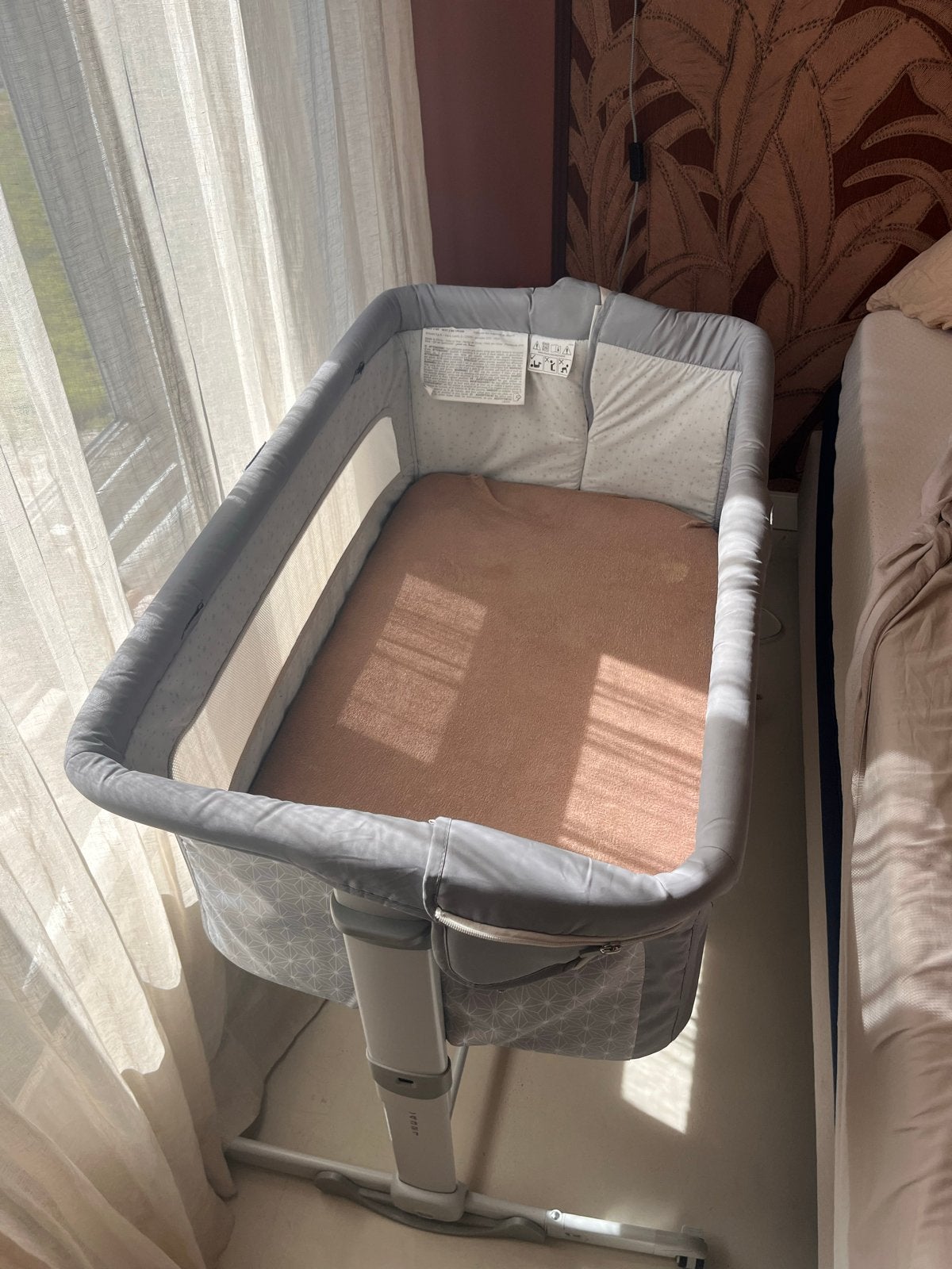 Chicco Next2Me Dream Co-sleeper Wieg (kan wiegen), Kinderen en Baby's, Babywiegjes en Ledikanten, Zo goed als nieuw, Wieg, Ophalen