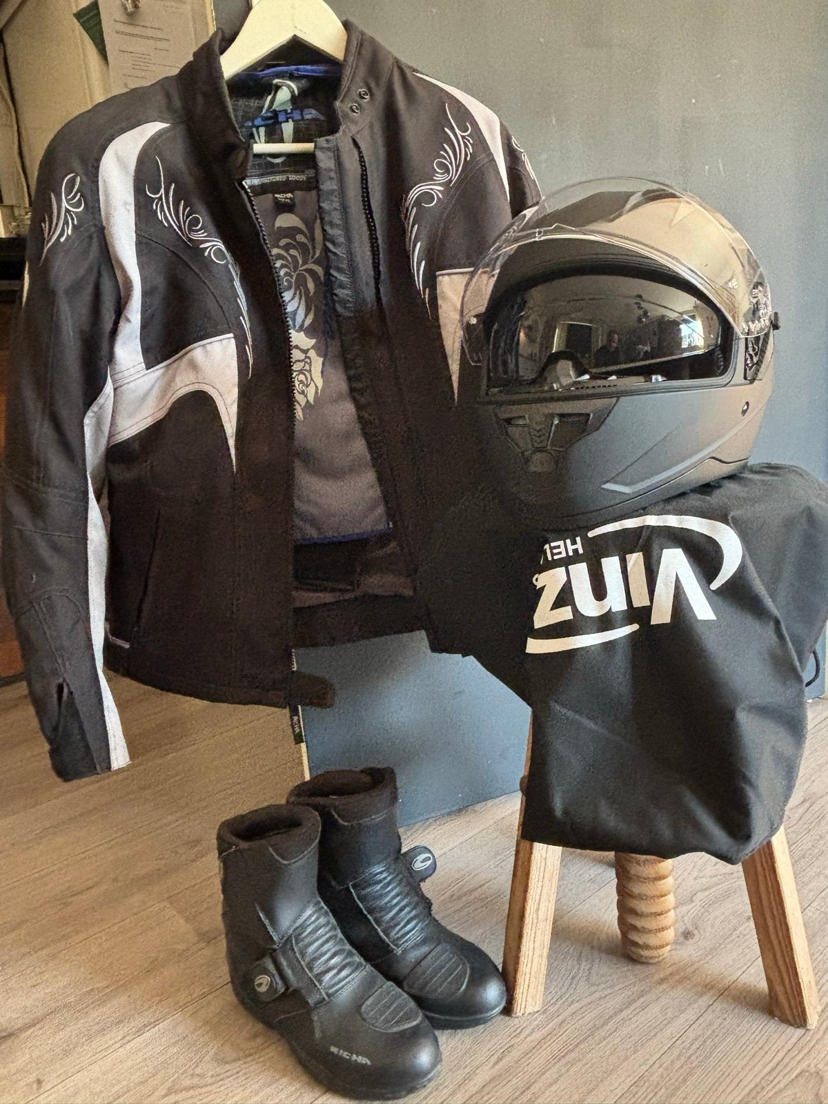 Motoroutfit: Jas, Helm (L 59-60), Laarzen (Maat 40), Motoren, Ophalen of Verzenden, Tweedehands, Dames, Jas | textiel