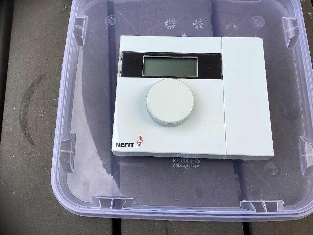 Verwarmingsthermostaat nefit, Ophalen of Verzenden, Zo goed als nieuw