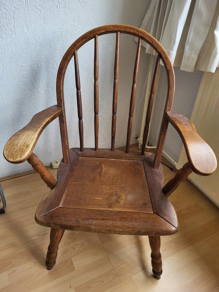 Vintage houten stoel - opknapbeurt nodig, 97 cm hoog, Antiek en Kunst, Ophalen