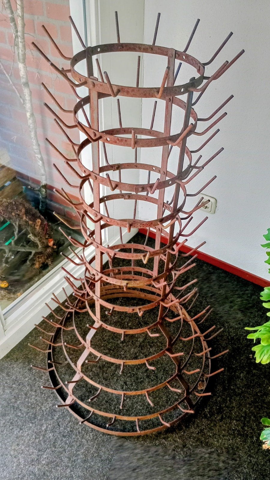 Groot antiek flessenrek, Ophalen