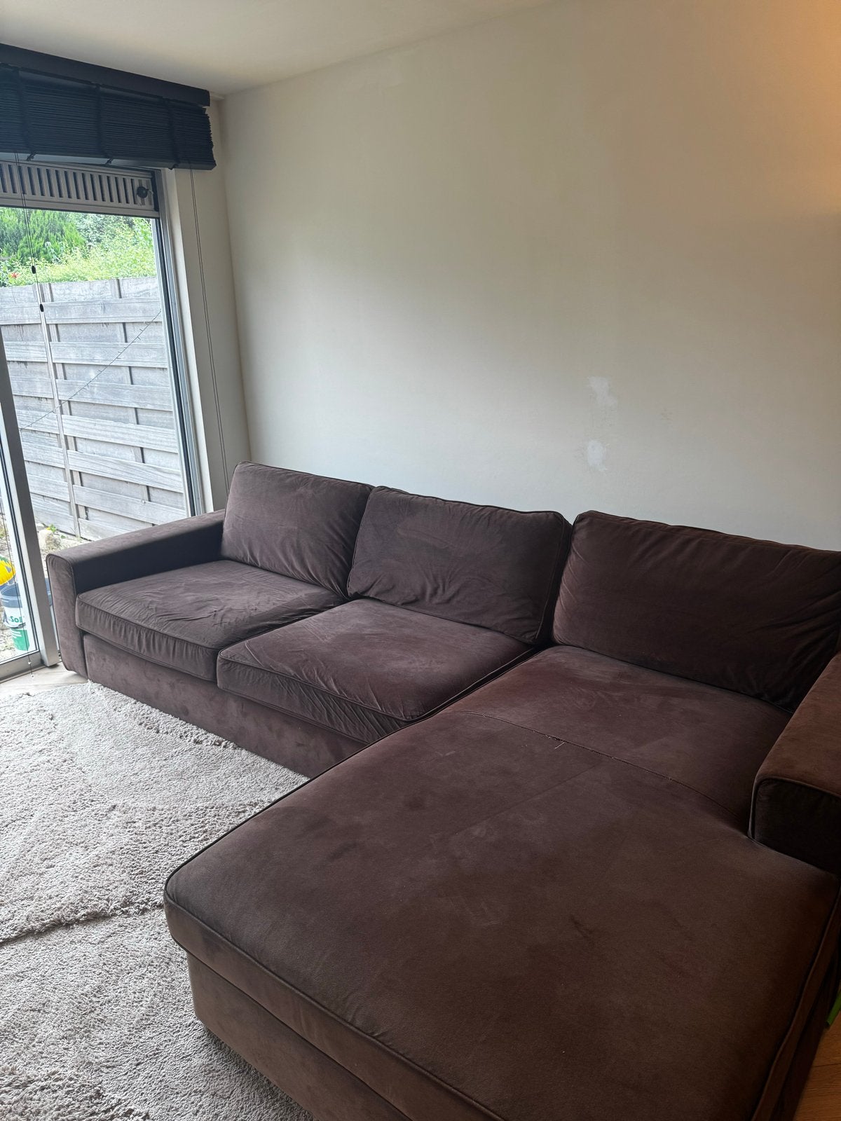 Comfortabele bruine loungebank, Huis en Inrichting, Banken | Bankstellen, Ophalen, 250 tot 300 cm, Gebruikt, 125 tot 150 cm