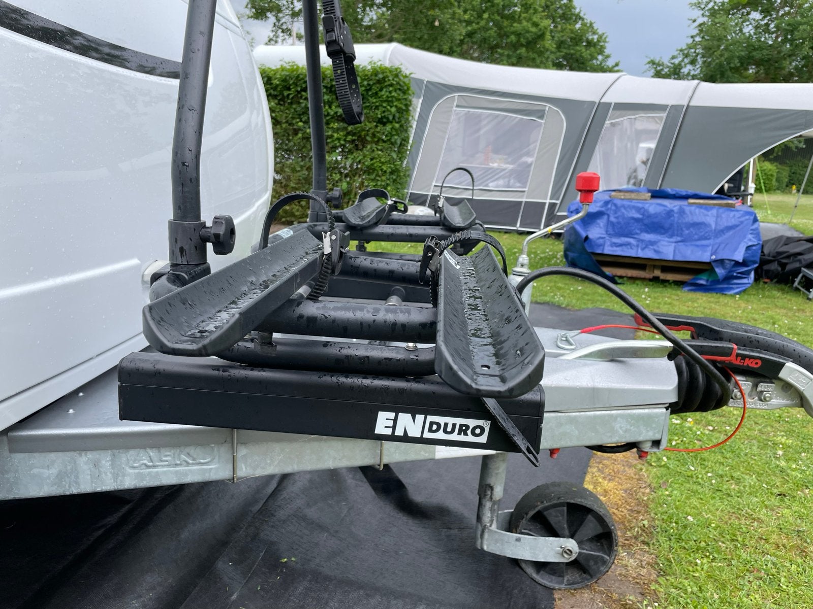 Enduro fietsendrager BC260BE black edition voor caravan, Ophalen, Zo goed als nieuw, Fietsendrager-accessoire, 2 fietsen