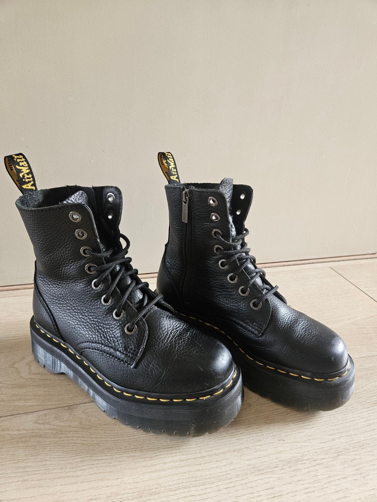 Dr. Martens Jadon III - Maat 38, Zwart, Lage of Enkellaarzen, Ophalen of Verzenden, Dr. Martens