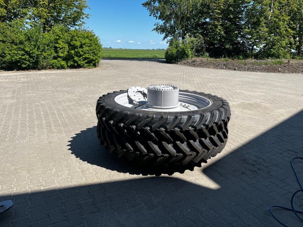 Tractorbanden dubbele montering, Zakelijke goederen, Agrarisch | Onderdelen | Banden, Velgen en Assen, Ophalen