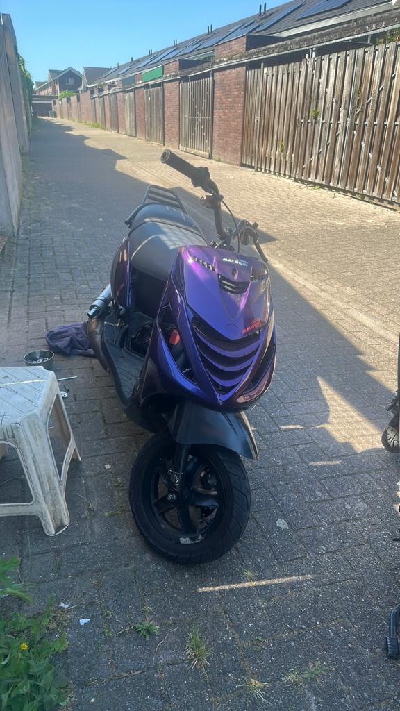 Zip 180 zndr 123, Ophalen of Verzenden, Zo goed als nieuw, Benzine, Zip