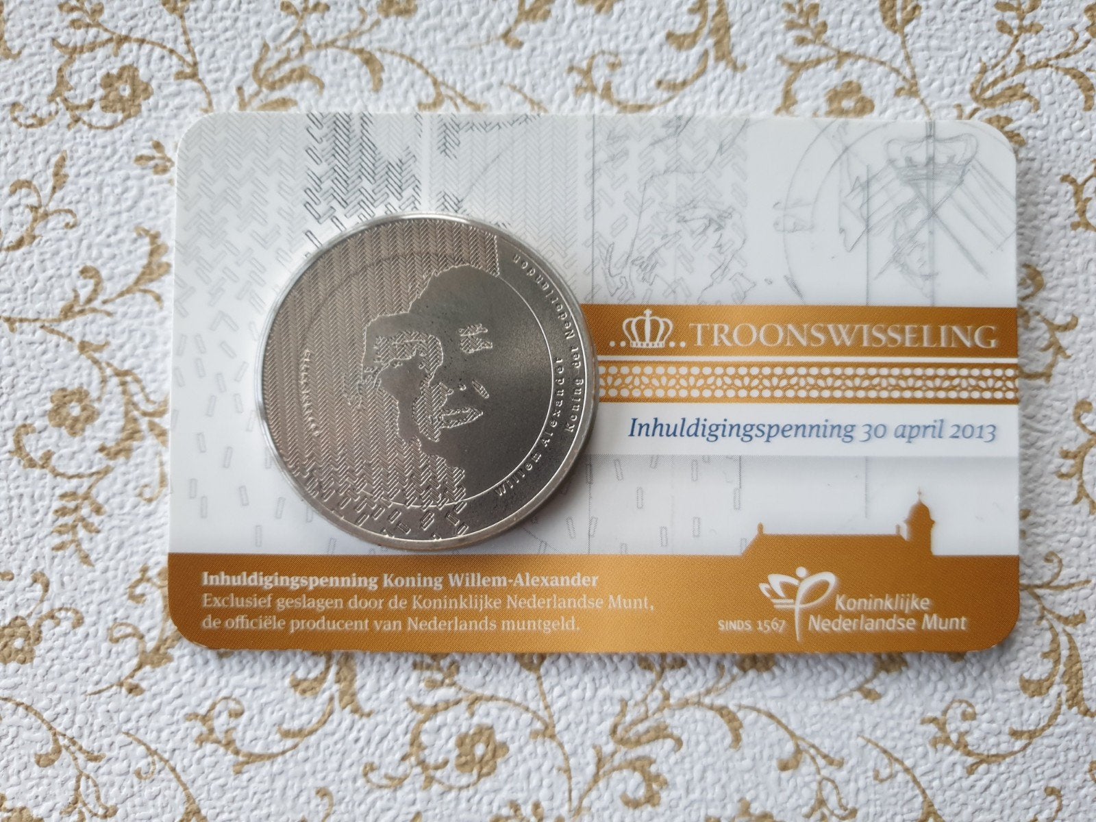 Inhuldigingspenning 30 April 2013 in coincard, Postzegels en Munten, Ophalen of Verzenden, Overige materialen, Nederland