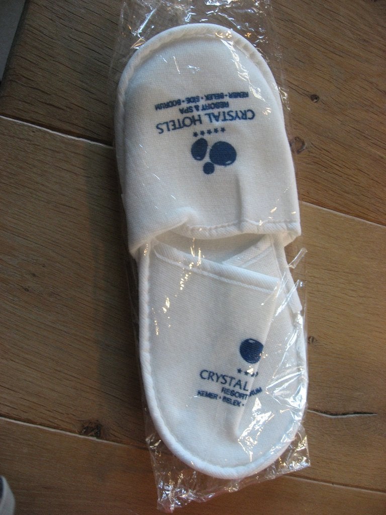 nieuwe verpakte Crystal Hotels spa slippers, 28,5 cm / mt 41, Verzenden, Nieuw, Gebruiksvoorwerp