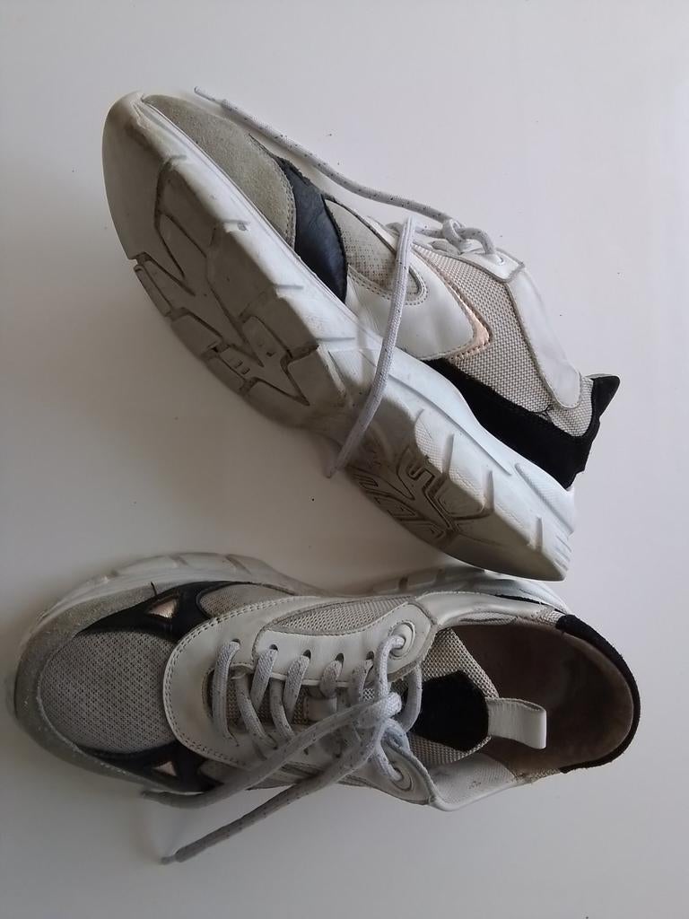 Mooie Via Vai sneakers in maat 41, Kleding | Dames, Schoenen, Via Vai, Beige, Ophalen of Verzenden, Sneakers of Gympen