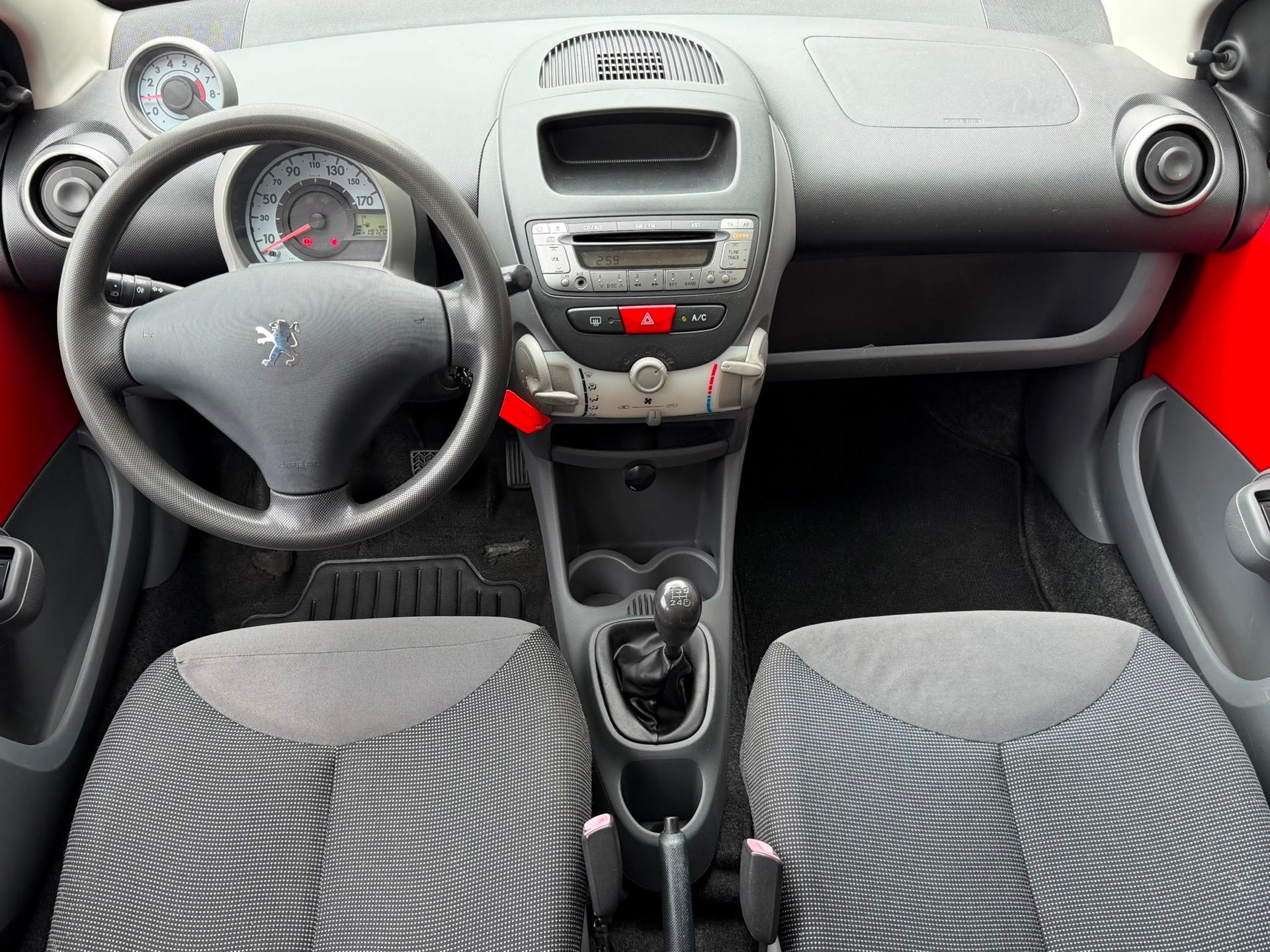 Peugeot 107 1.0-12V XS|airco|5 deur's|Rijklaar, Auto's, Voorwielaandrijving, Gebruikt, 4 stoelen, 68 pk