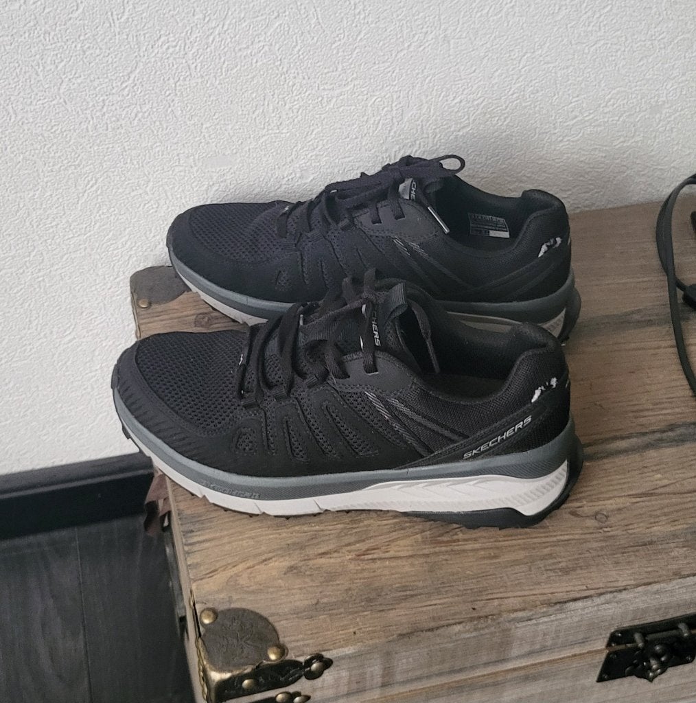 Skechers switch back cascades sneakers maat 39, Kleding | Dames, Ophalen, Skechers, Zwart, Sneakers of Gympen