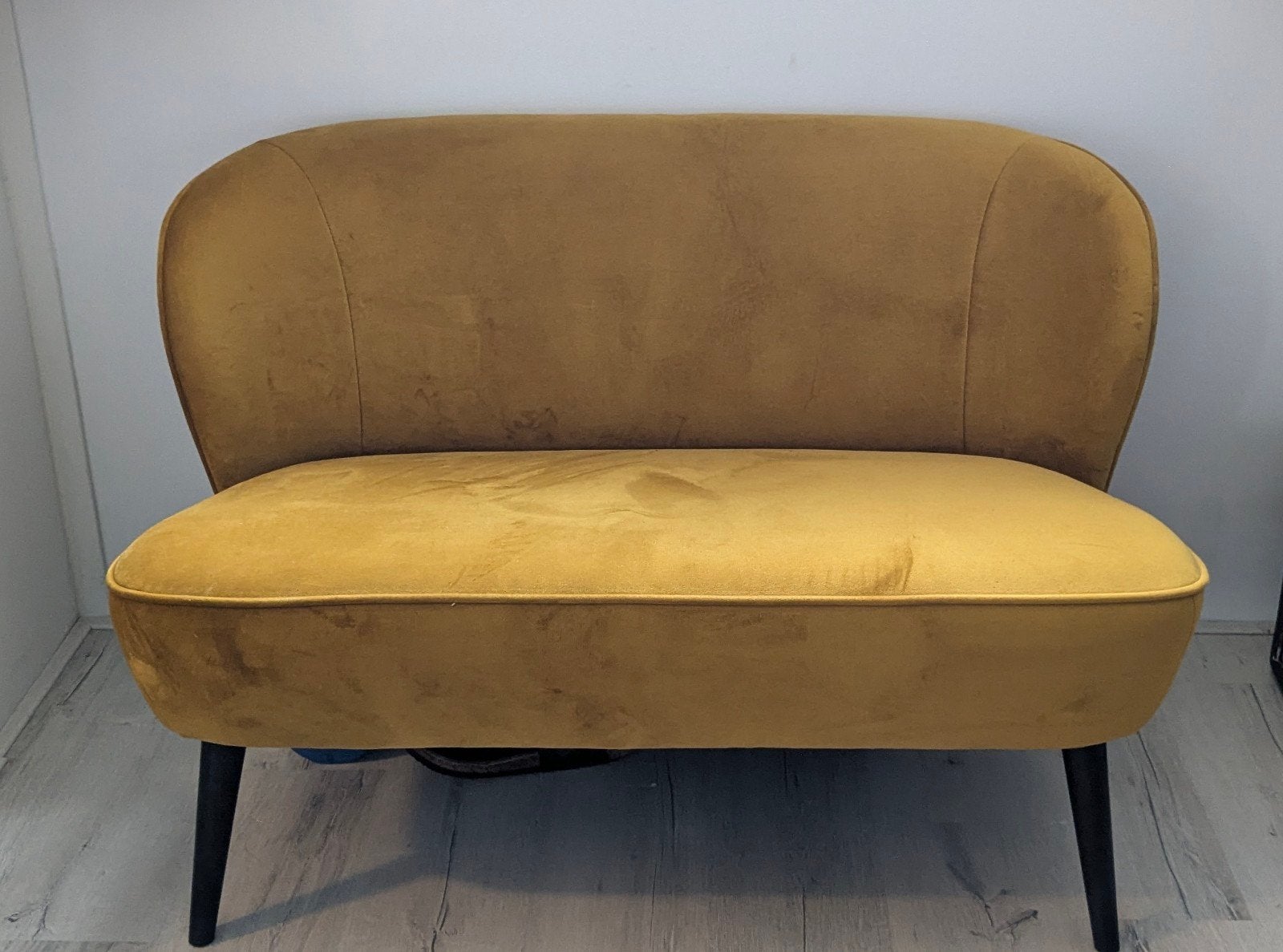 Mooi goudkleurig bankje - 110x70x70 cm, Ophalen, Zo goed als nieuw, Tweepersoons, Minder dan 150 cm