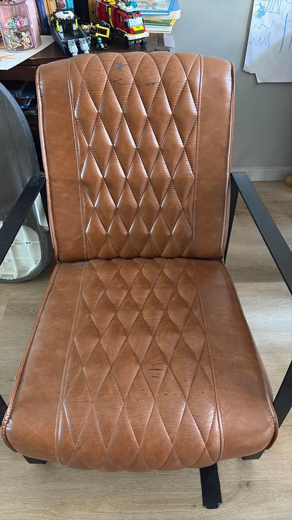 Leren fauteuil met kapotte stof, Ophalen, Gebruikt, Bruin, Eén