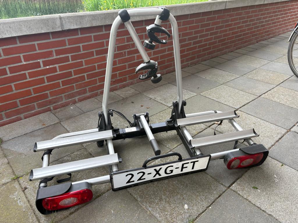 Uebler Primavelo P2/P3 fietsendrager voor 2 fietsen, Ophalen, 2 fietsen, Gebruikt, Trekhaakdrager