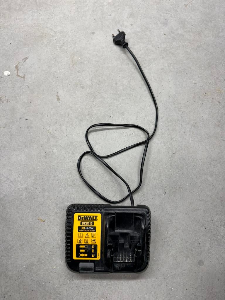 Dewalt accu lader DCB115, Ophalen of Verzenden, Zo goed als nieuw
