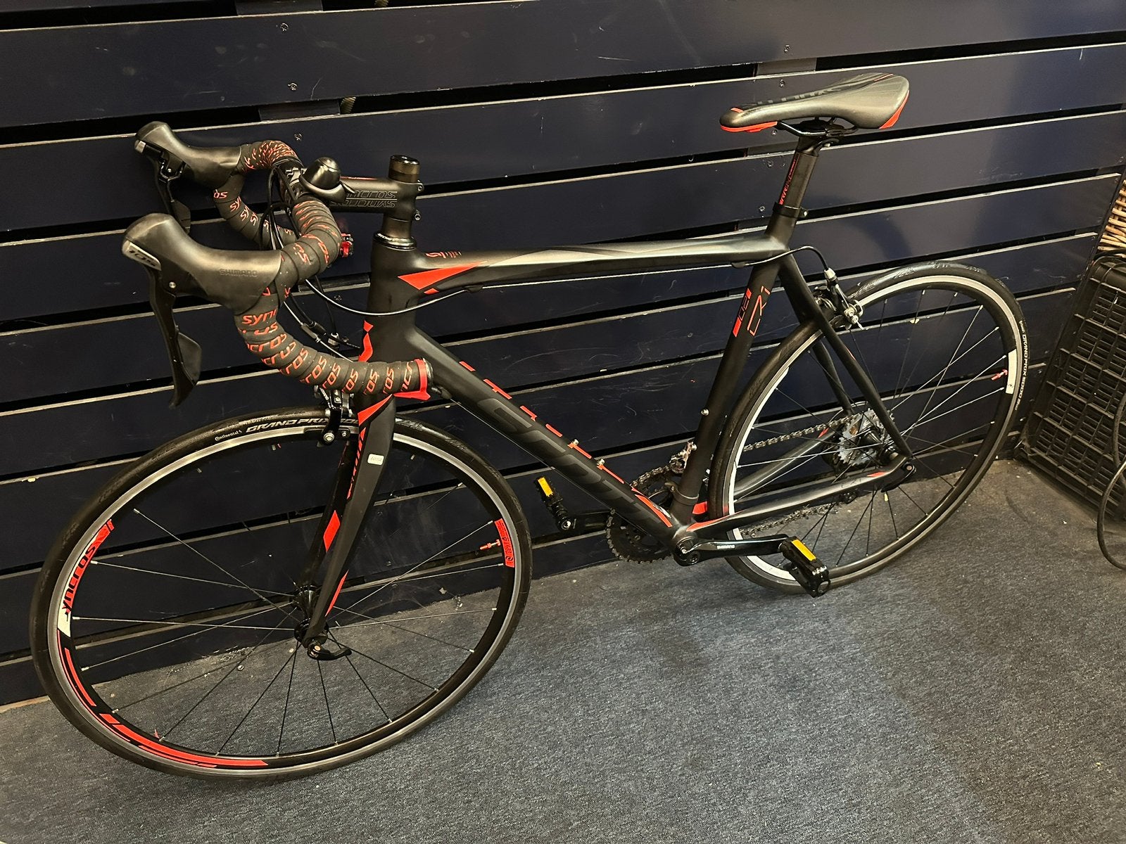 Net Scott Cr1 22 speed 56cm full carbon / trek / koga giant, Fietsen en Brommers, 28 inch, Carbon, Zo goed als nieuw, Meer dan 20 versnellingen