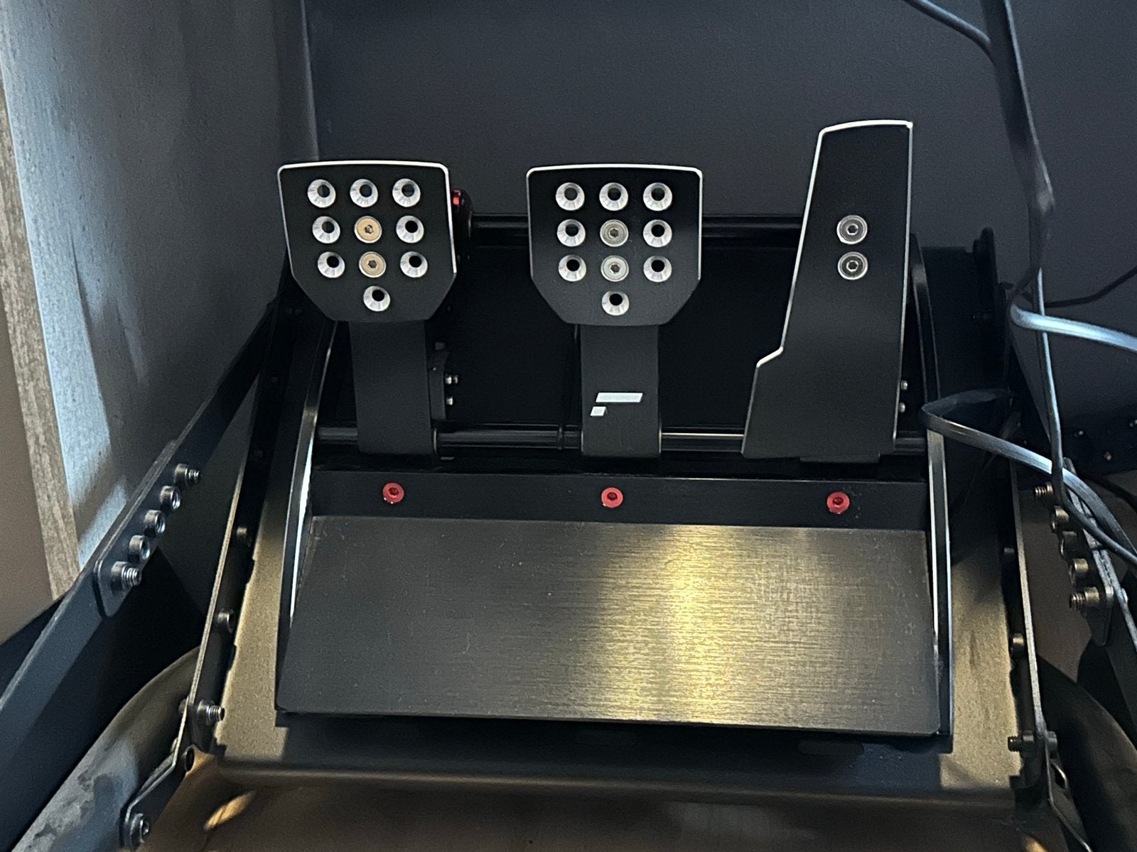 Foto 7 van Playseat F1 met Fanatec DD Pro en Clubsport Pedalen V3