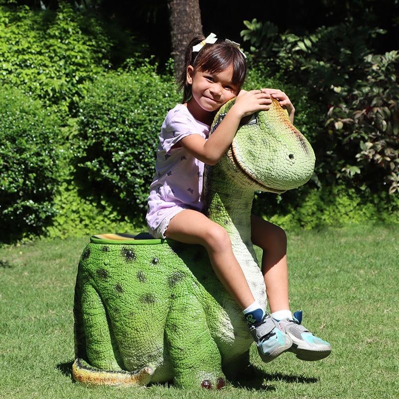 Dino Chair – Gelcoat Version Gel Coated Kinderstoel, Kinderen en Baby's, Kinderkamer | Tafels en Stoelen, Ophalen, HorecaBeelden