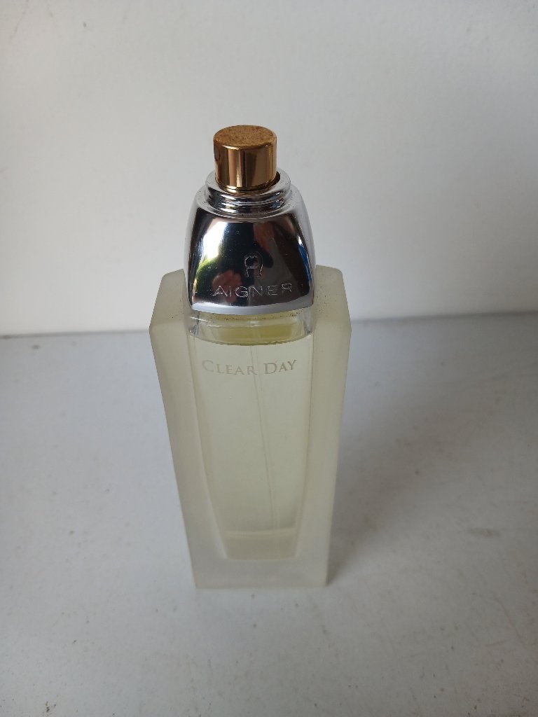 OLD VERSION Eteinne Aigner Clear Day eau de toilette spray, Verzamelen, Verzenden, Nieuw, Parfumfles, Gevuld