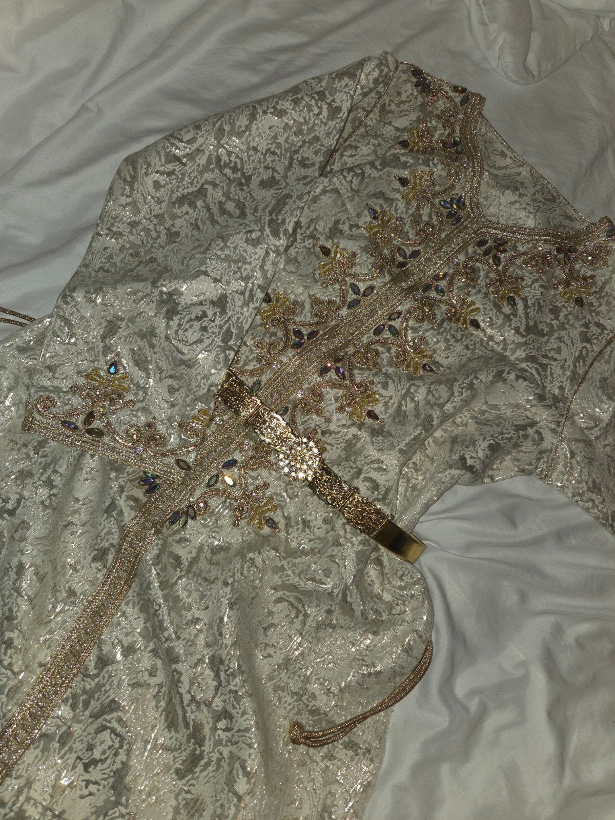 Elegante Kaftan met Gouden Borduurwerk, Maat 38/40 (M), Wit, Ophalen of Verzenden, Zo goed als nieuw