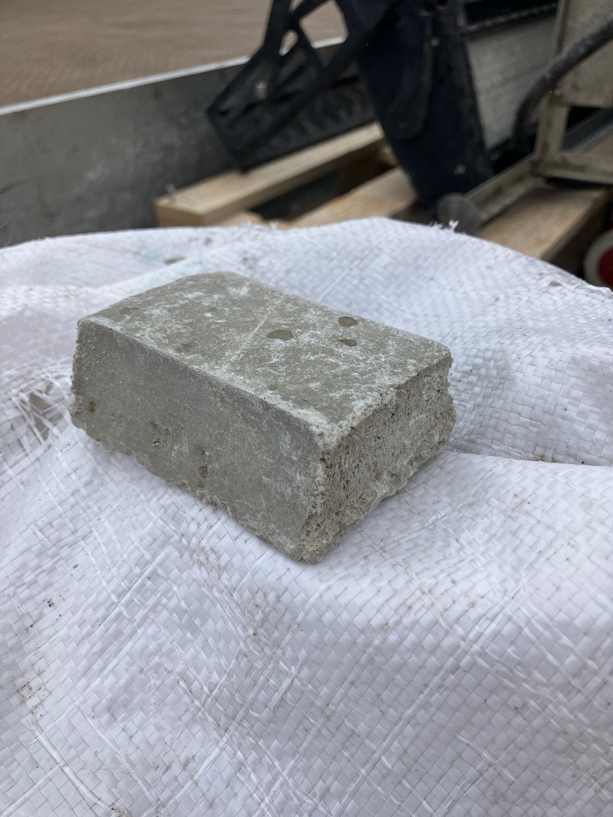 175 stuks betonblokjes / afstandhouders 60x80x30 mm - Nieuw, Ophalen, Nieuw