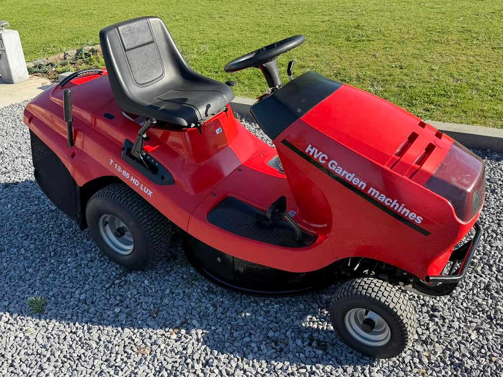 Zitmaaier HVC T 13-85 HD LUX. Briggs en Stratton., Ophalen, Gebruikt, Versnellingen