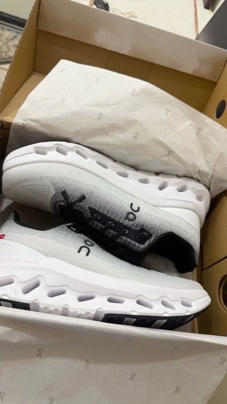 On Cloud schoenen maat 40,41,42,43,44,45, Ophalen of Verzenden, Nieuw, Wit, Sportschoenen
