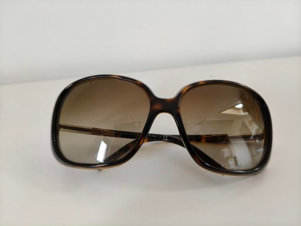 Burberry zonnebril, Ophalen of Verzenden, Overige merken