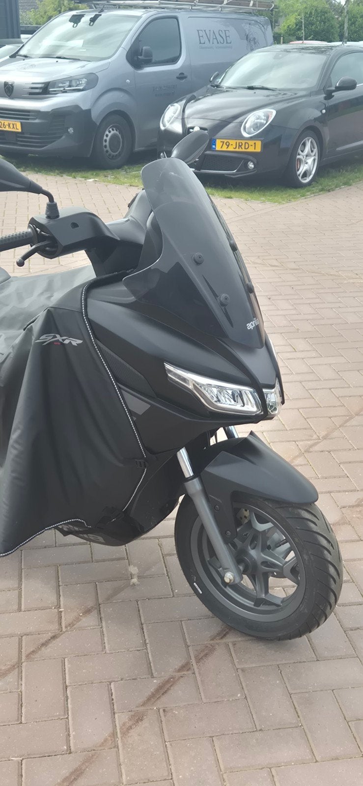 Aprilia SXR 50 Scooter - Zo goed als nieuw, Ophalen, Overige modellen, Maximaal 45 km/u, Zo goed als nieuw