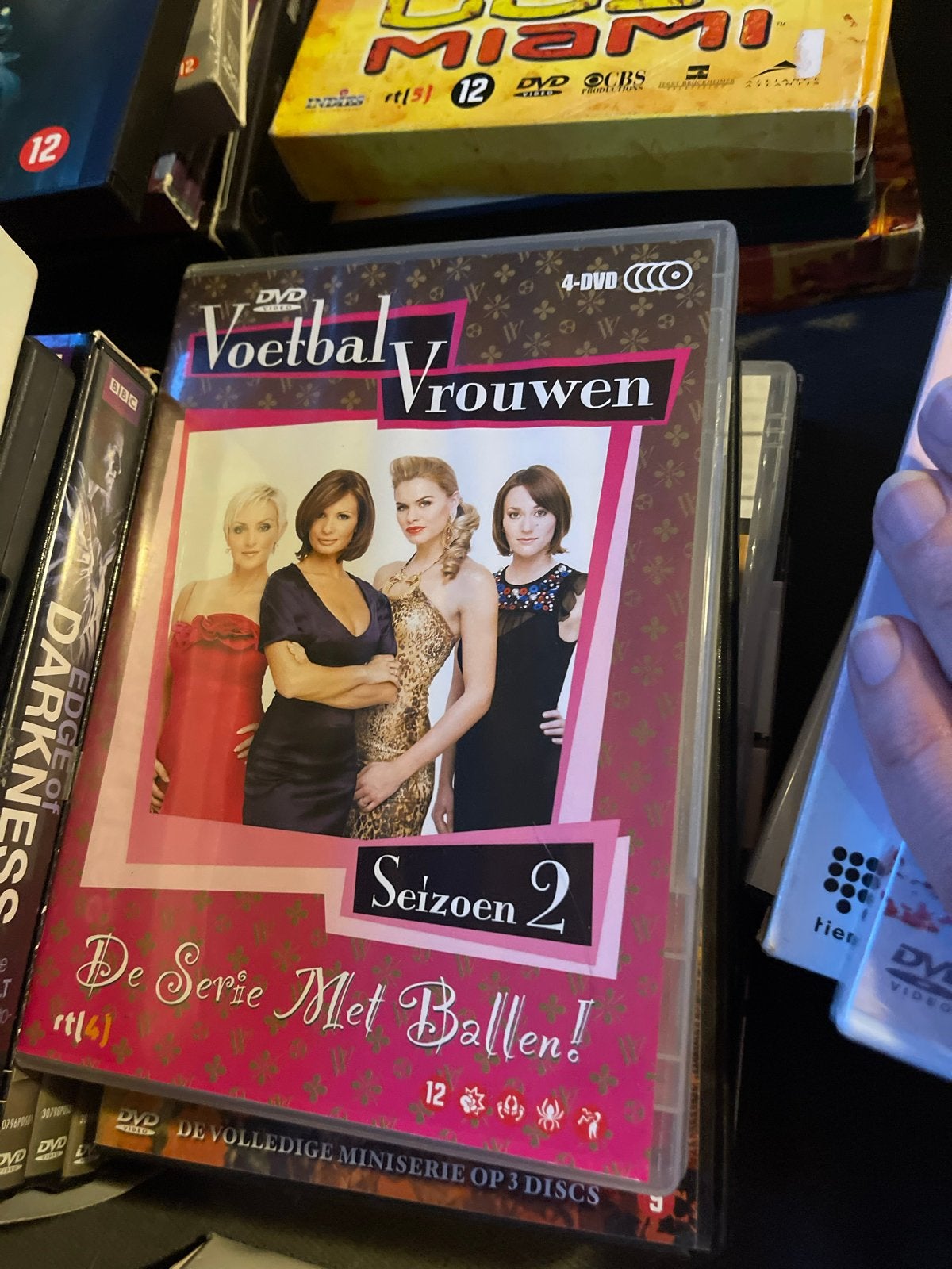 Voetbalvrouwen Seizoen 2 - De Serie Met Ballen! (4-DVD), Vanaf 12 jaar, Ophalen of Verzenden, Gebruikt, Drama