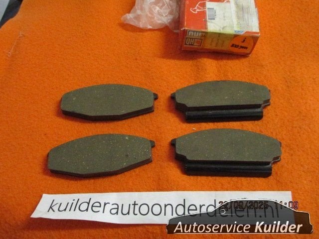 Remblokken voorzijde Nissan Cabstar F22 Nissan Patrol III/I, -, Nieuw, Ophalen of Verzenden, -