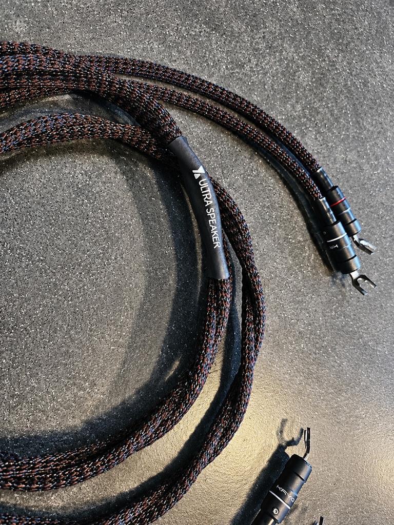 Yeti Ultra luidsprekerkabel 2.65 cm, Ophalen of Verzenden, Zo goed als nieuw, Luidsprekerkabel