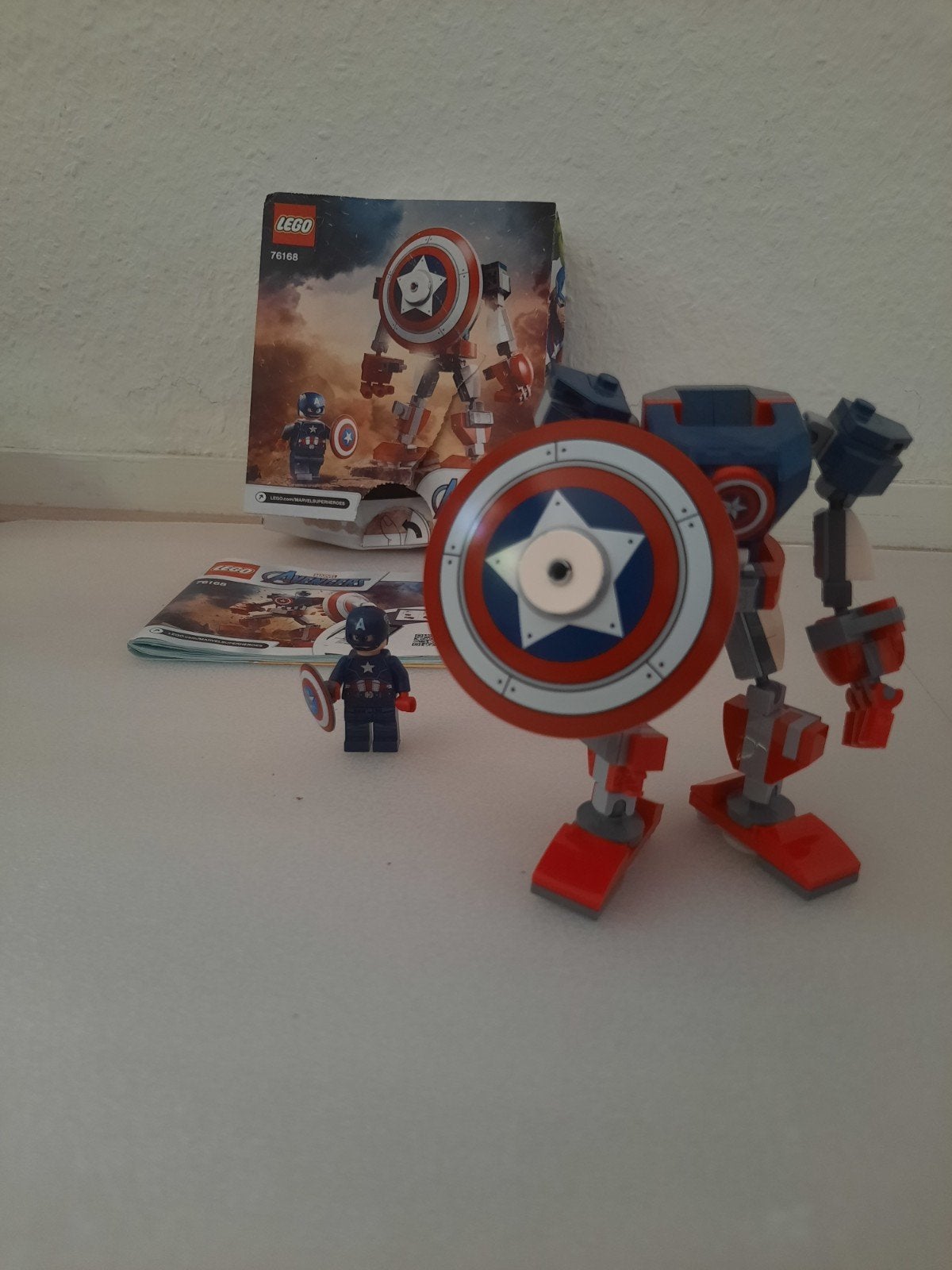 LEGO Marvel Captain America Mech Armor Set 76168, Ophalen