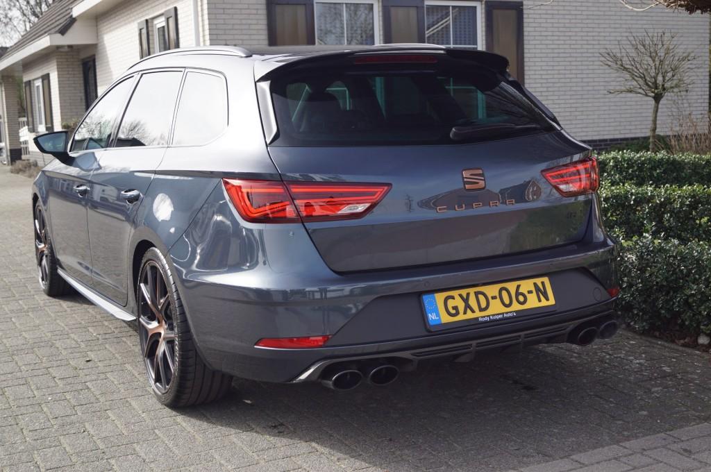 Seat LEON ST Cupra R 2.0 TSI 4-Drive (400pk) Downpipe/Schaal, Auto's, Automaat, Gebruikt, 4 cilinders, 1984 cc