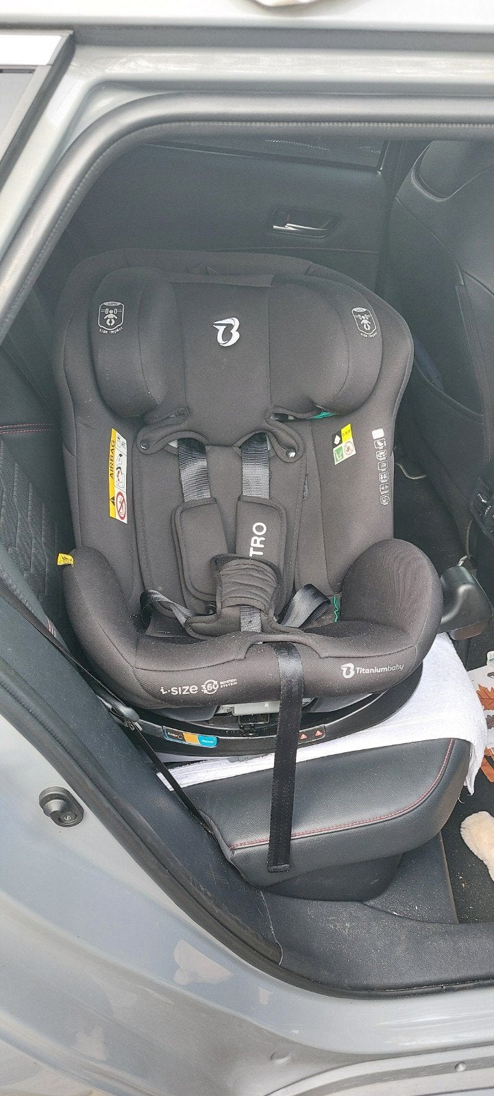 Titaniumbaby Nitro i-Size autostoel 360 draaibaar, Gebruikt, Isofix, 0 t/m 13 kg, Slaapstand