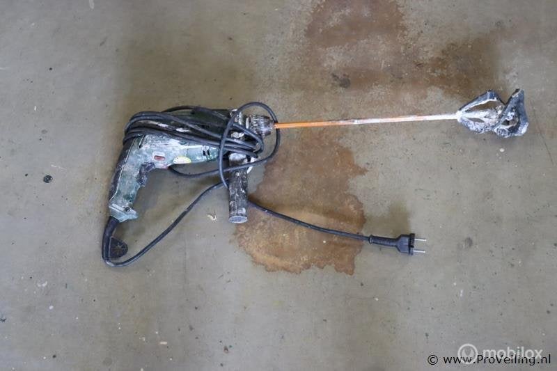 Online Veiling: BOSCH Klopboormachine PSB 600 & Verf/mort..., Gebruikt