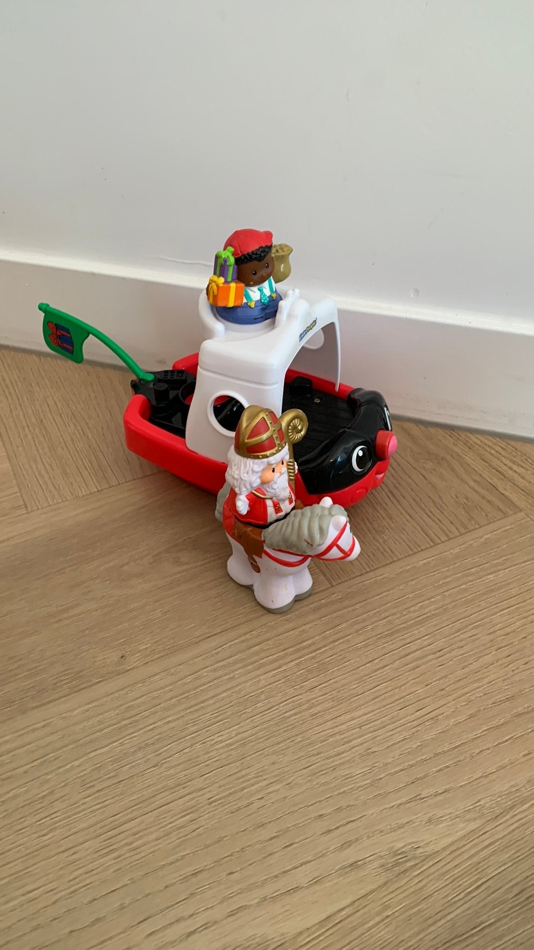 My little people. Stoomboot met sint en piet, Ophalen of Verzenden, Zo goed als nieuw