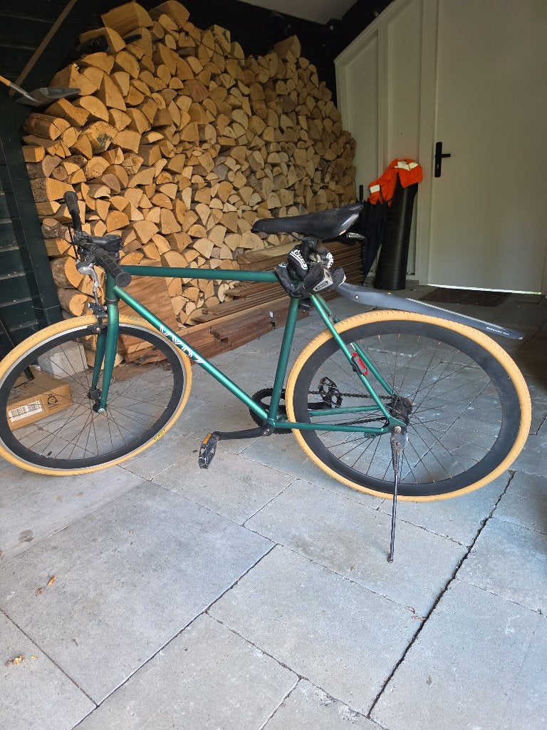 Koerier fiets met slot, 68cm wiel, 78cm stang, Fietsen en Brommers, Terugtraprem, Gebruikt, Versnellingen, 65 cm of meer