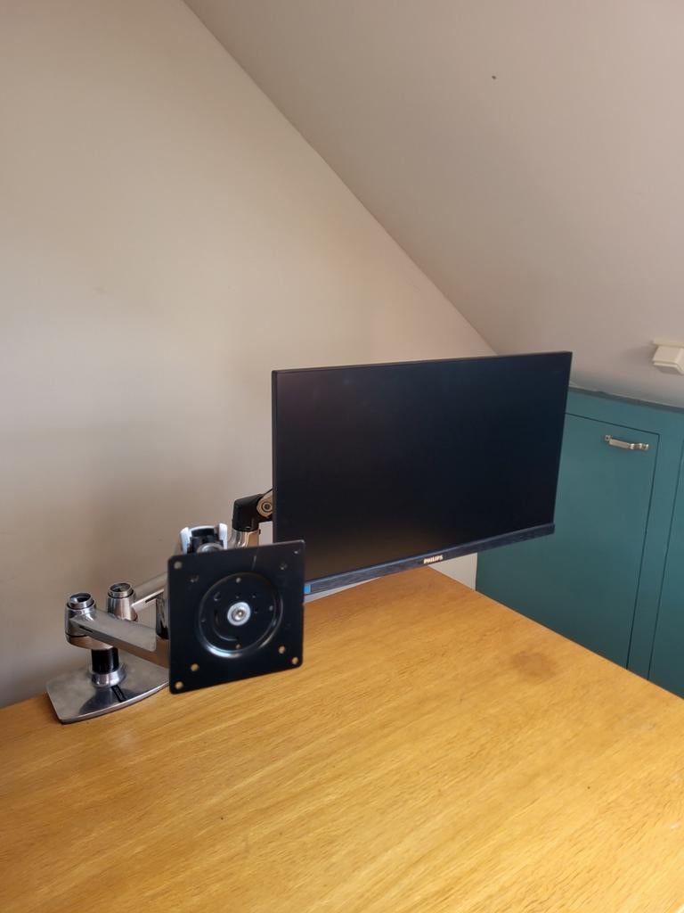 Ergotron LX dubbele monitorarm (gepolijst aluminium), Computers en Software, Monitoren, Ophalen, 60 Hz of minder