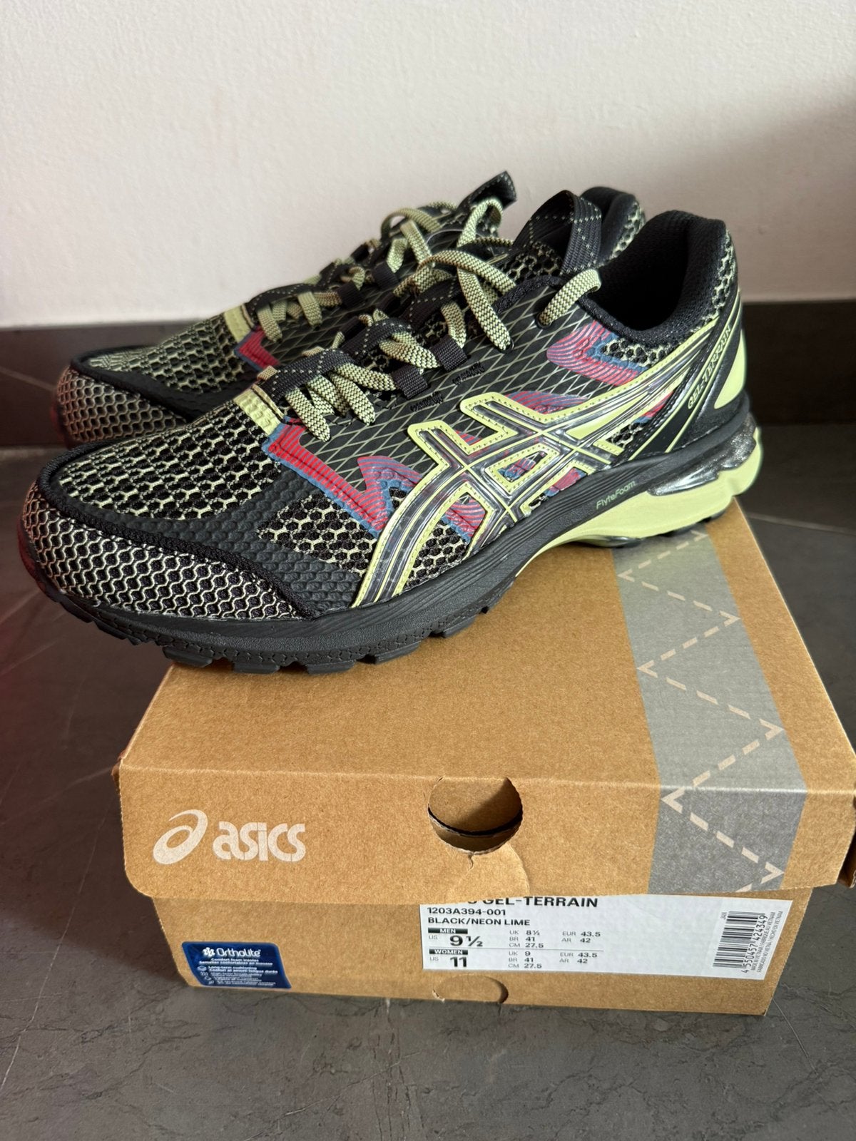 ASICS US4-S gel terrain- black neon lime EUR 43,5, Hardloopschoenen, Nieuw, Ophalen of Verzenden, Hardlopen