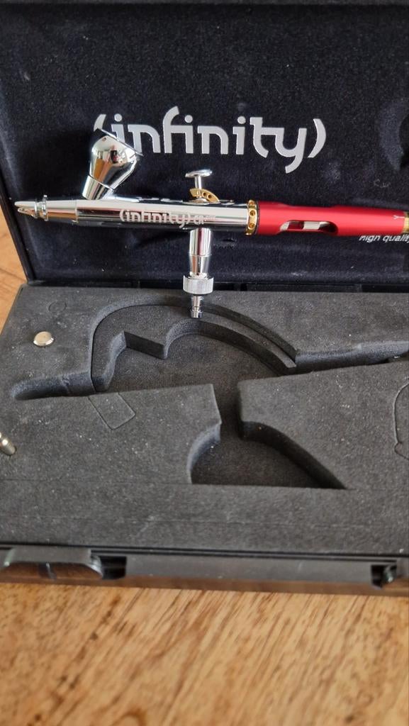 AIRBRUSH Harder & Steenbeck Infinity CR plus  Airbrush, Ophalen of Verzenden, Zo goed als nieuw