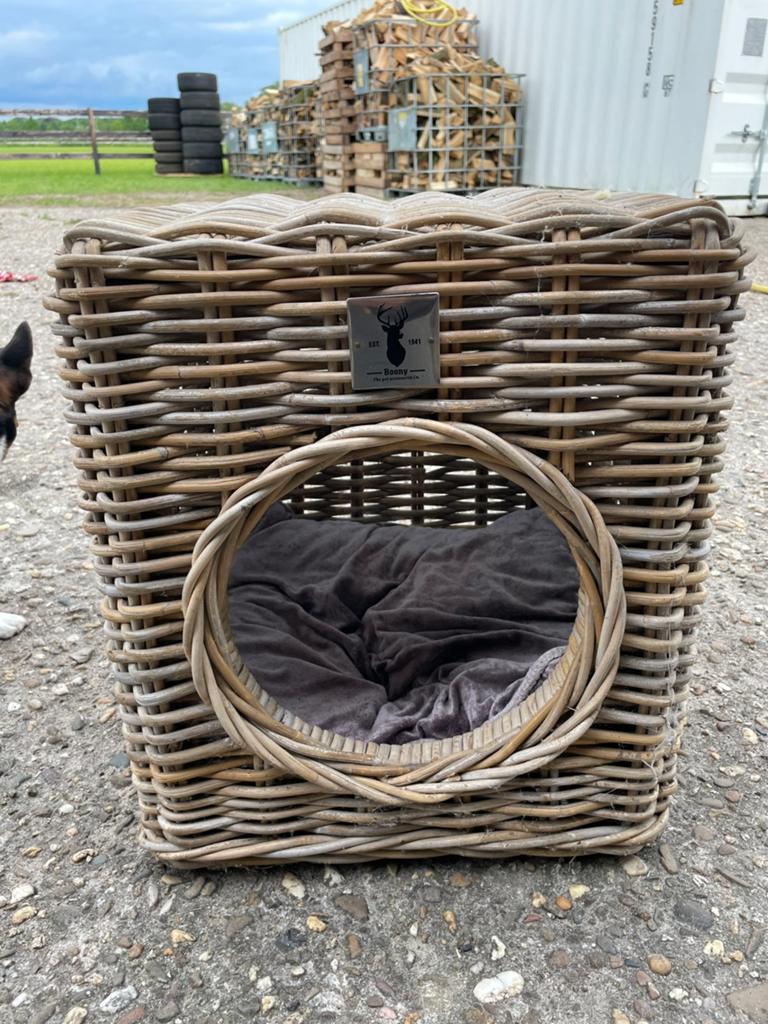 Boony Honden mand bench, Dieren en Toebehoren, Ophalen, Zo goed als nieuw