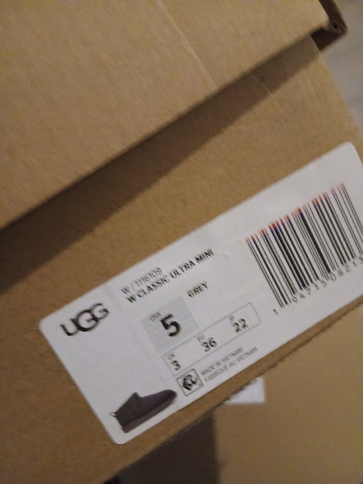 UGG Classic Ultra Mini Laarzen - Grijs - Maat 36, UGG, Lage of Enkellaarzen, Nieuw, Ophalen of Verzenden