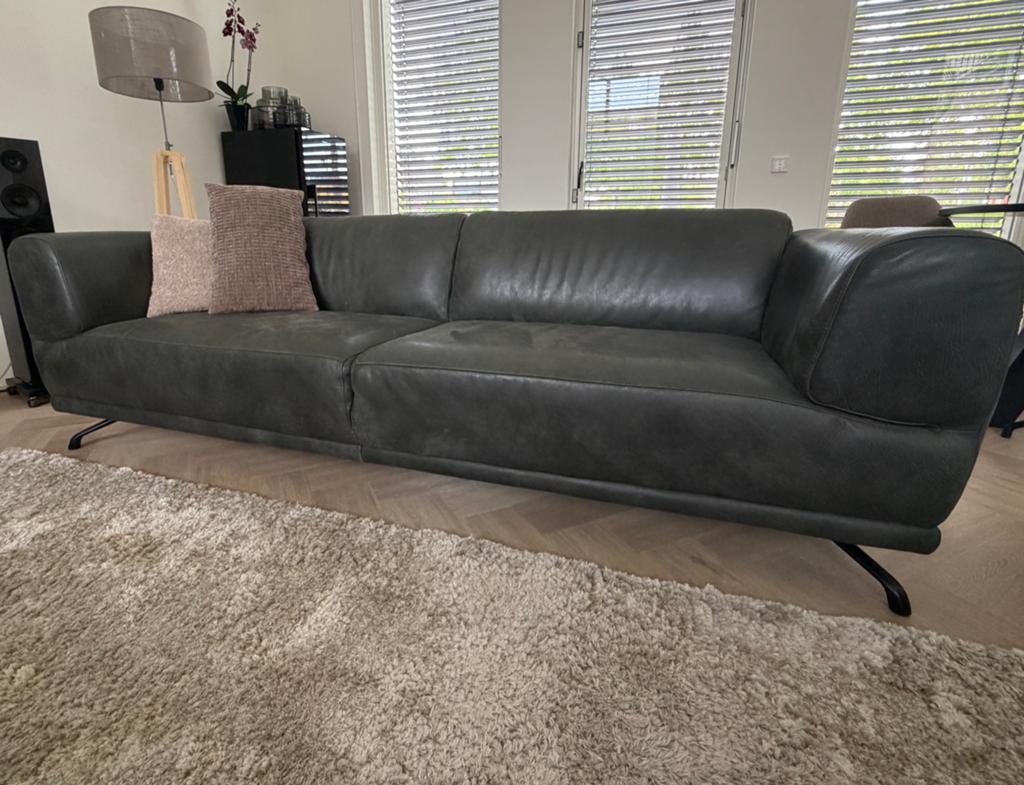 Comfortabele leren 3-zitsbank en hooker, Huis en Inrichting, Ophalen, Gebruikt, Rechte bank, 200 tot 250 cm